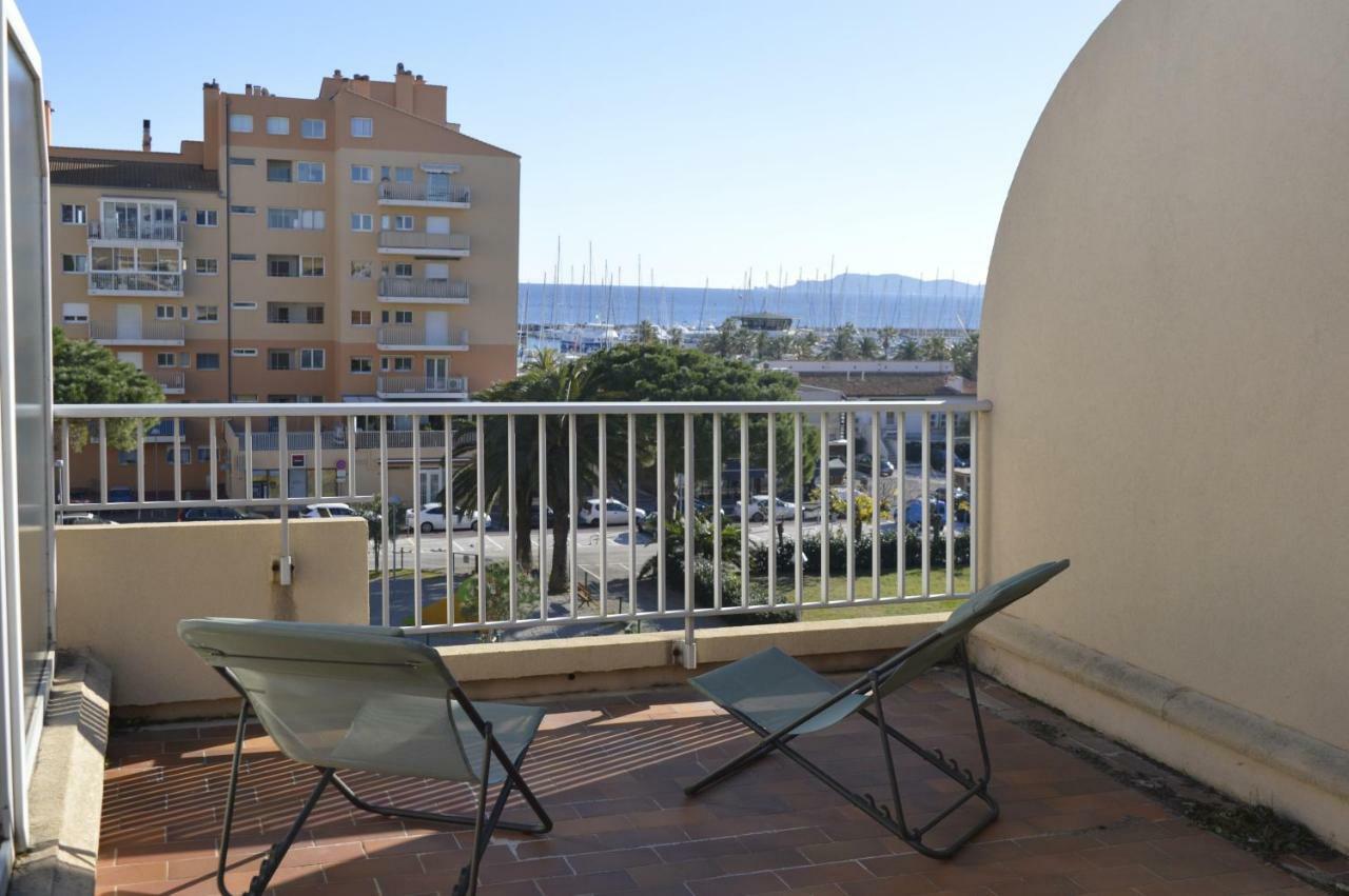 Studio A Hyeres Bagian luar foto